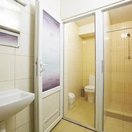 Apart Comfort Plus Hostel *