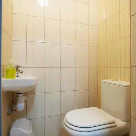 Hostel Apart Comfort Plus Lviv